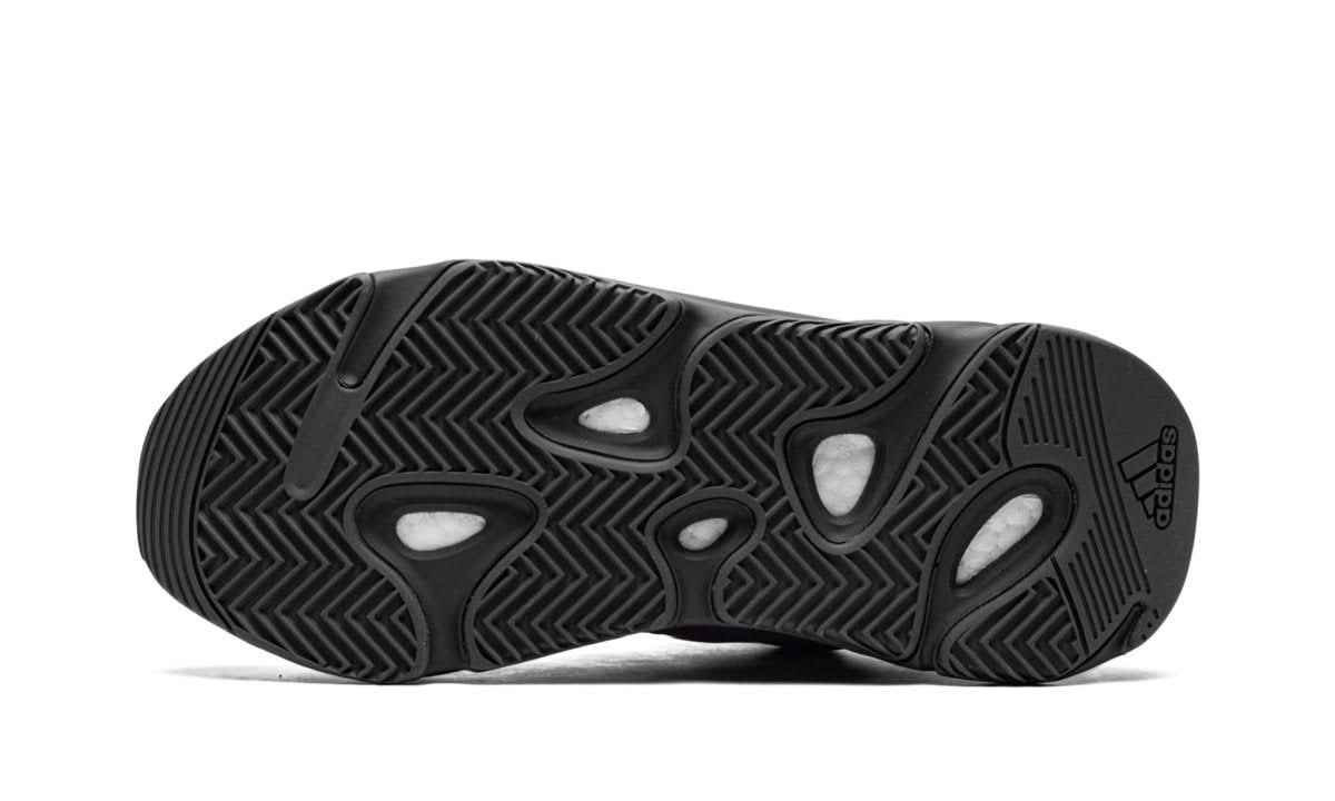 Yeezy 700 MNVN Geode - MNR Sneakers