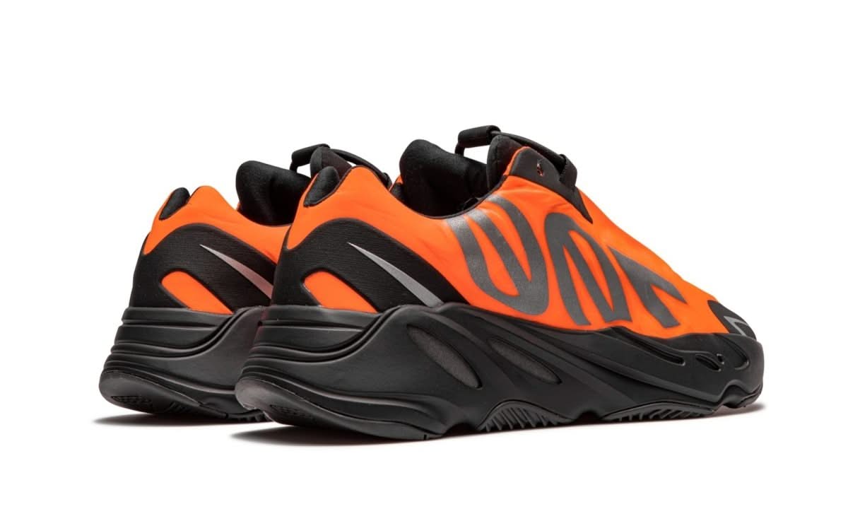 Yeezy 700 MNVN Orange - MNR Sneakers