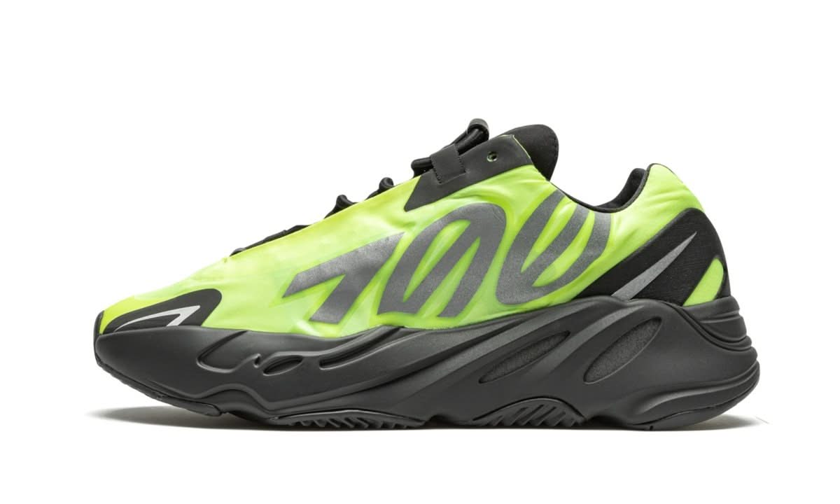 Yeezy 700 MNVN Phosphor - MNR Sneakers