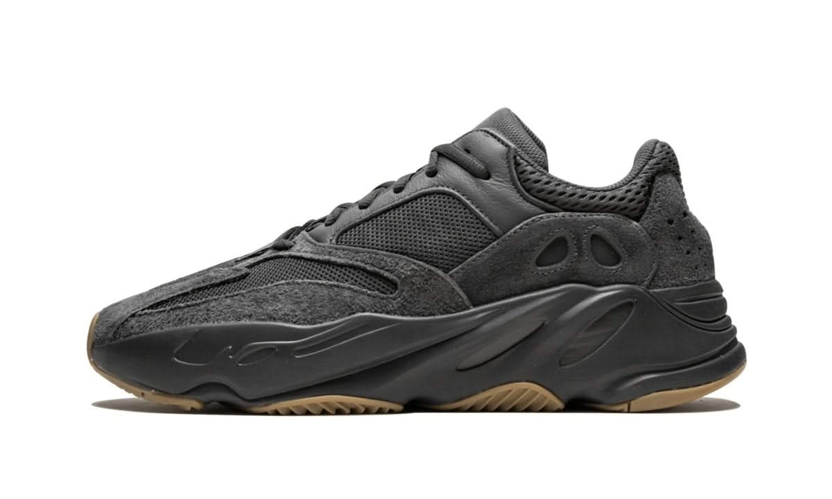 Yeezy 700 Utility Black - MNR Sneakers