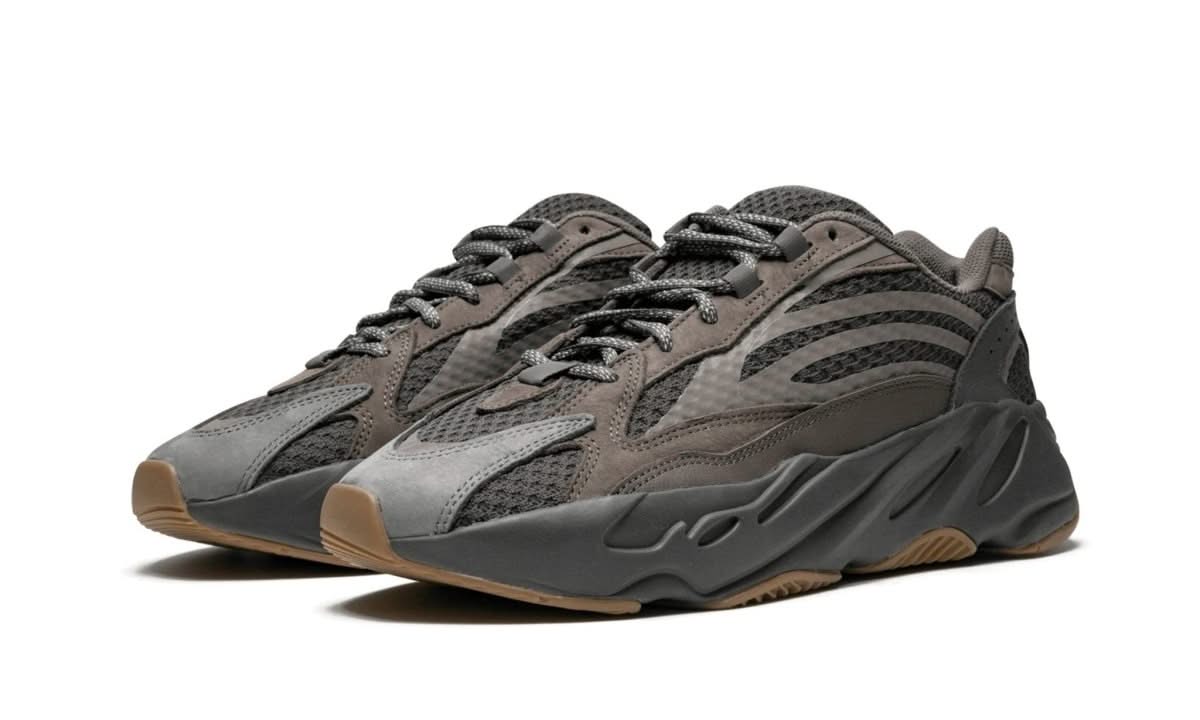 Yeezy 700 V2 Geode - MNR Sneakers