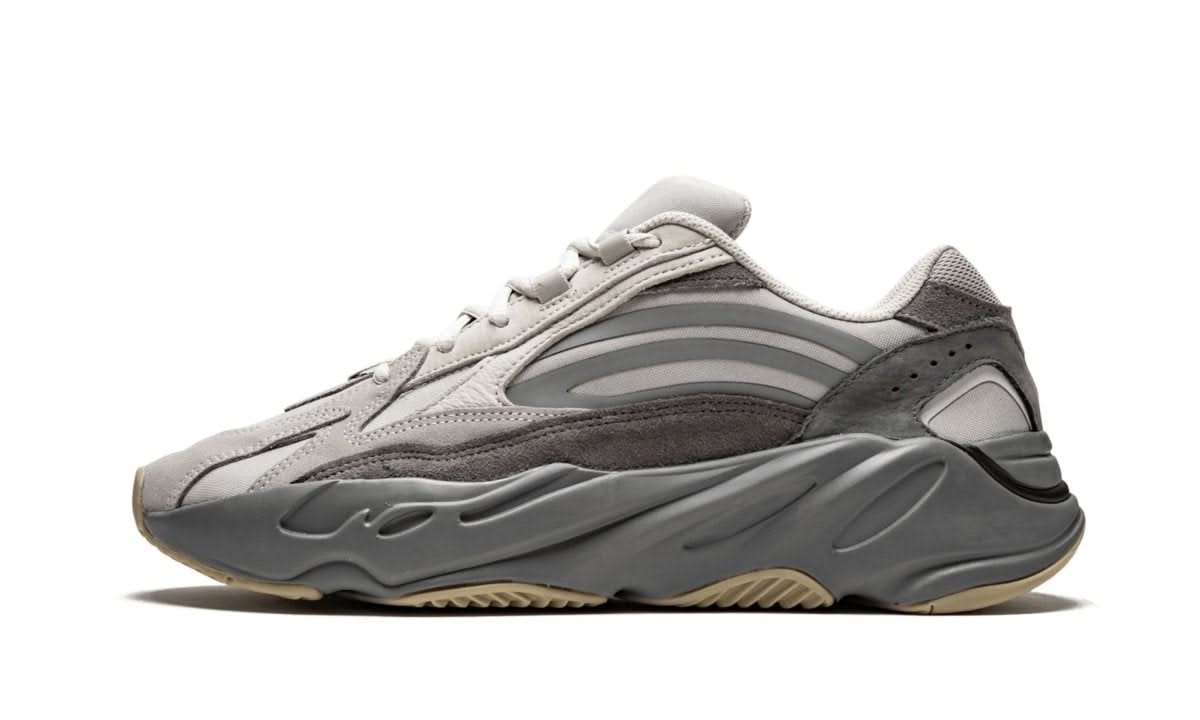 Yeezy 700 V2 Tephra - MNR Sneakers