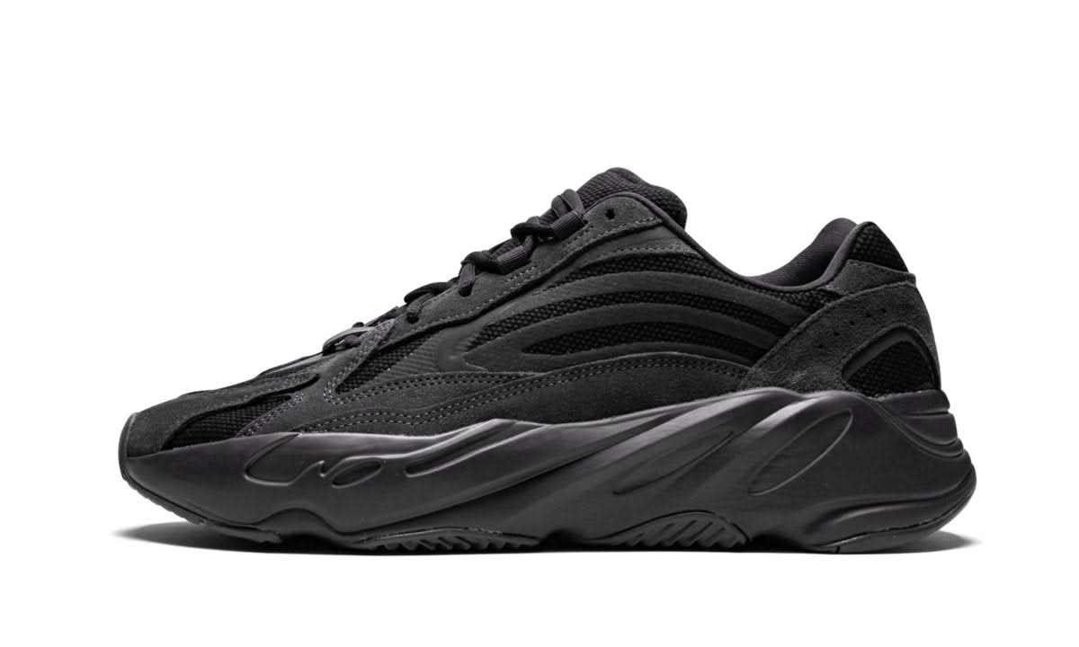 Yeezy 700 V2 Vanta - MNR Sneakers