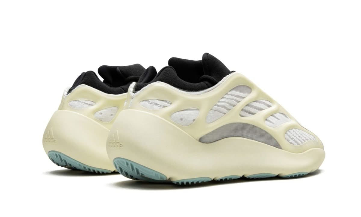 Yeezy 700 V3 Azael - MNR Sneakers