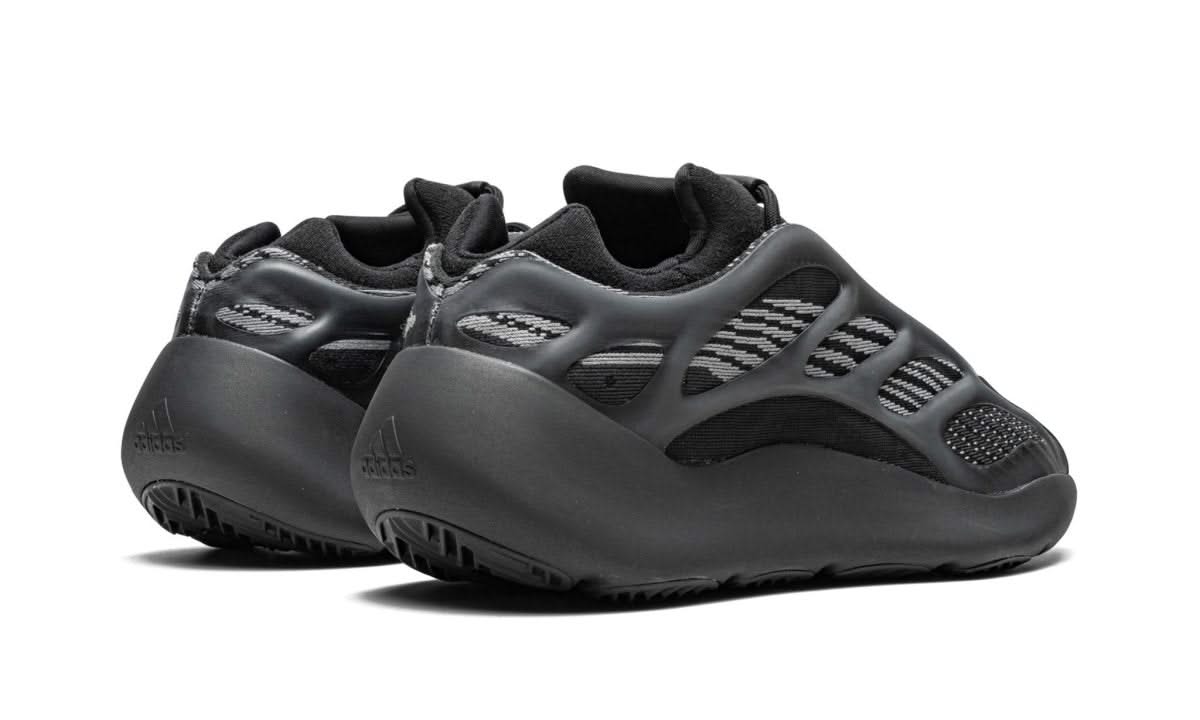 Yeezy 700 V3 Dark Glow - MNR Sneakers