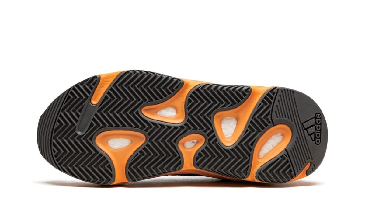 Yeezy 700 Wash Orange - MNR Sneakers