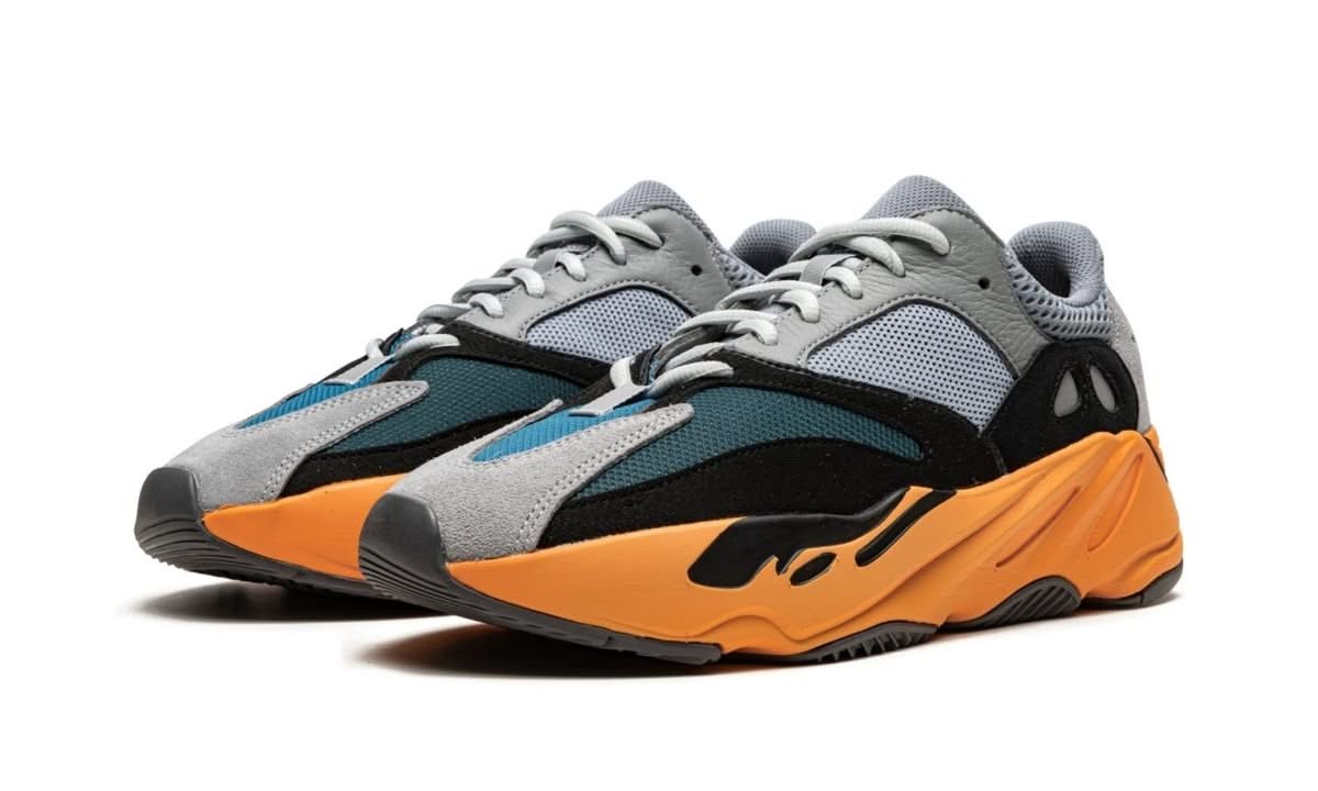 Yeezy 700 Wash Orange - MNR Sneakers