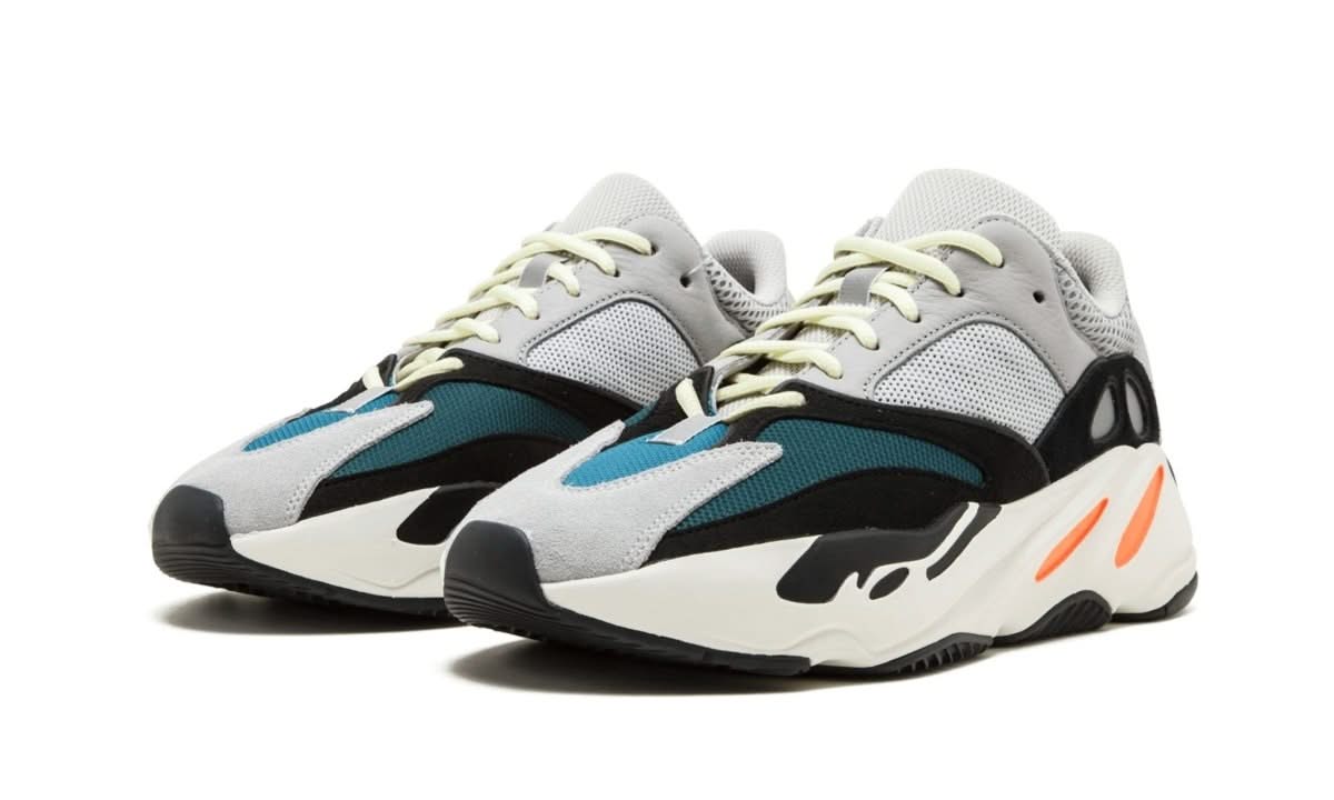 Yeezy 700 Wave Runner Solid Grey - MNR Sneakers