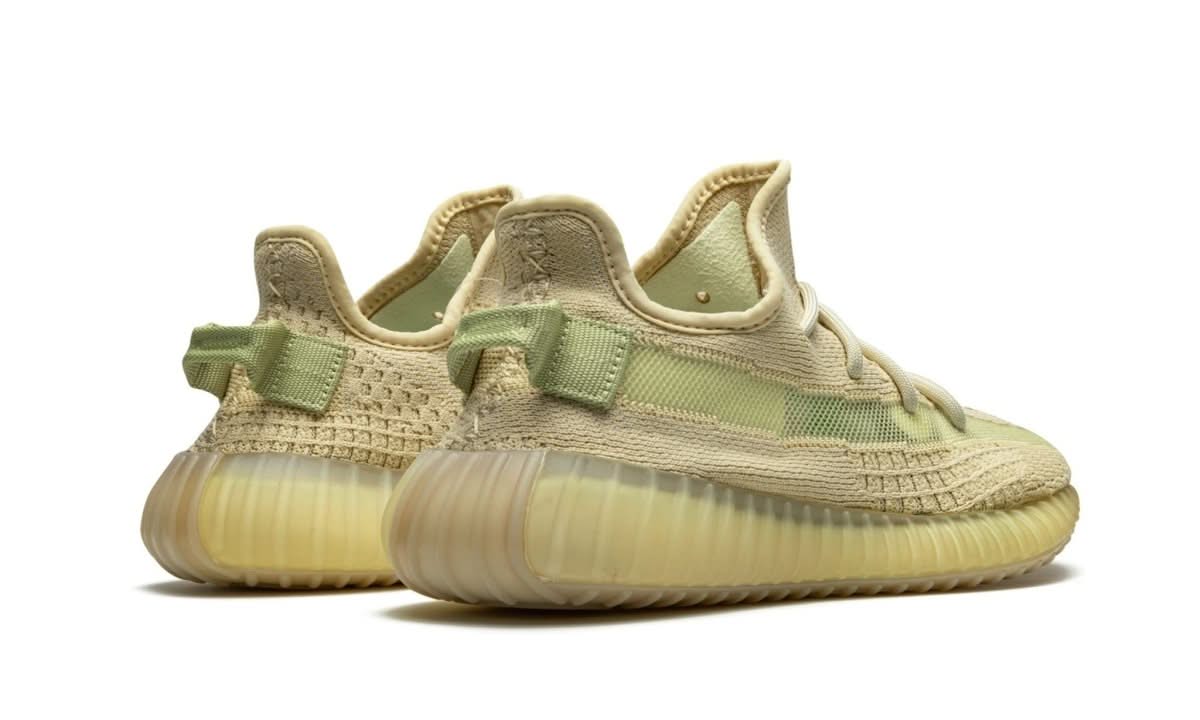 Yeezy Boost 350 V2 Flax - MNR Sneakers