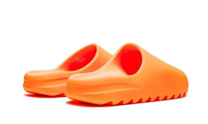 Yeezy Slide Enflame Orange - MNR Sneakers