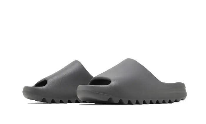 Yeezy Slide Granite - MNR Sneakers