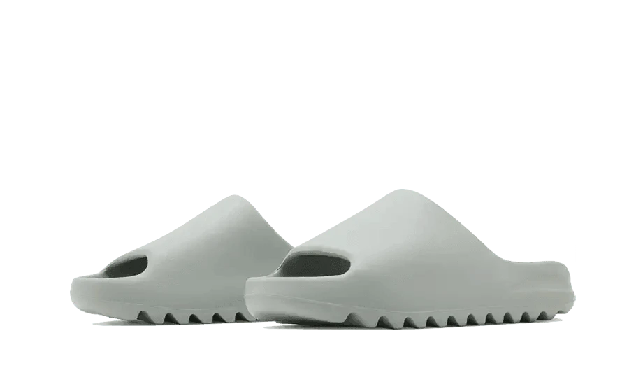 Yeezy Slide Salt - MNR Sneakers