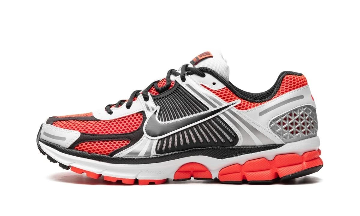 Zoom Vomero 5 Bright Crimson - MNR Sneakers