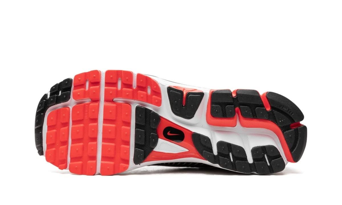 Zoom Vomero 5 Bright Crimson - MNR Sneakers