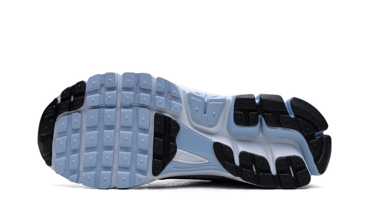 Zoom Vomero 5 Metallic Silver Blue Tint - MNR Sneakers