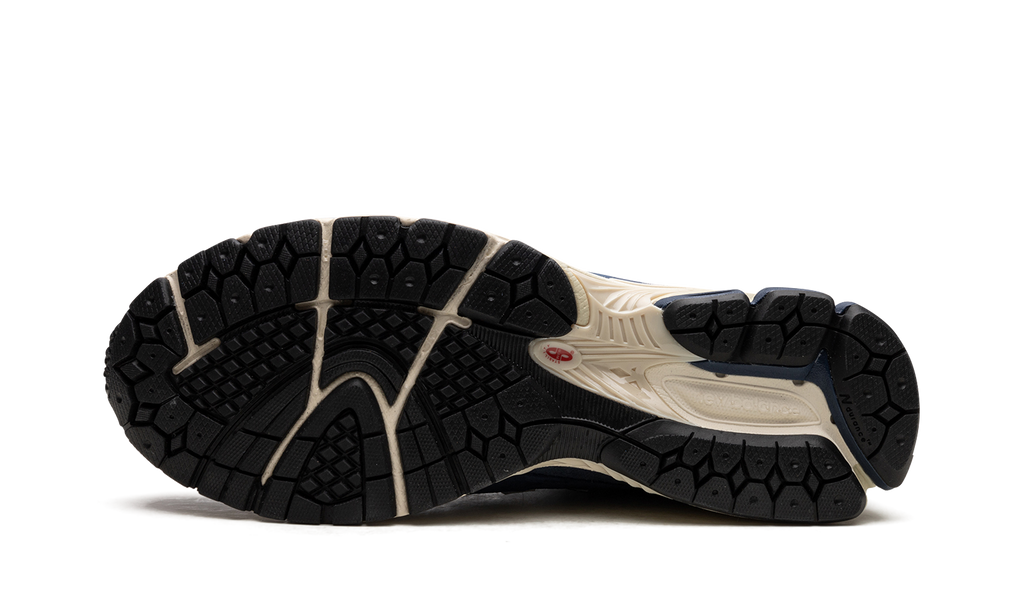 2002R Gore-Tex Navy Arctic Grey