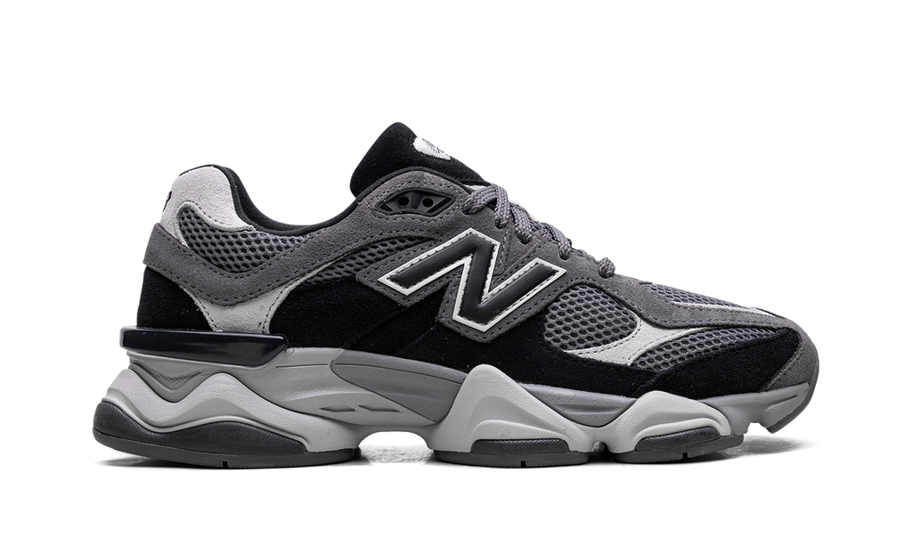 9060 Black Castlerock