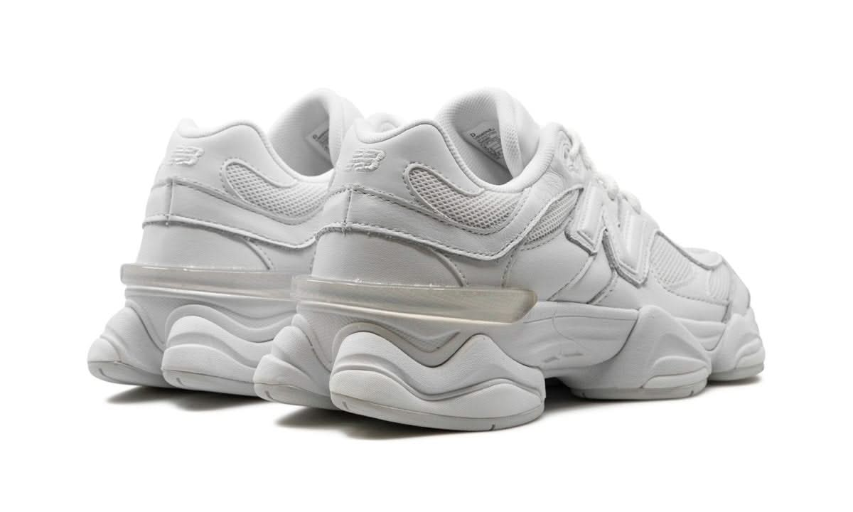 9060 Triple White - MNR Sneakers