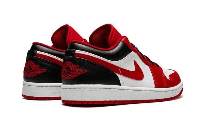 Air Jordan 1 Low Bulls - MNR Sneakers