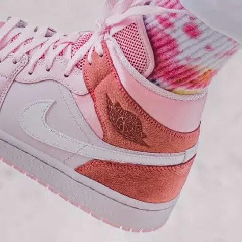 Air Jordan 1 Mid Digital Pink - MNR Sneakers