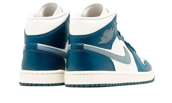 Air Jordan 1 Mid Sky J French Blue - MNR Sneakers