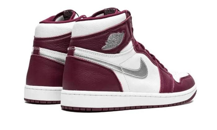 Air Jordan 1 Retro High OG Bordeaux - MNR Sneakers