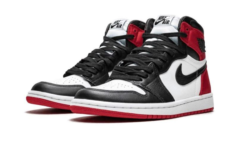 Air Jordan 1 Retro High Satin Black Toe - MNR Sneakers