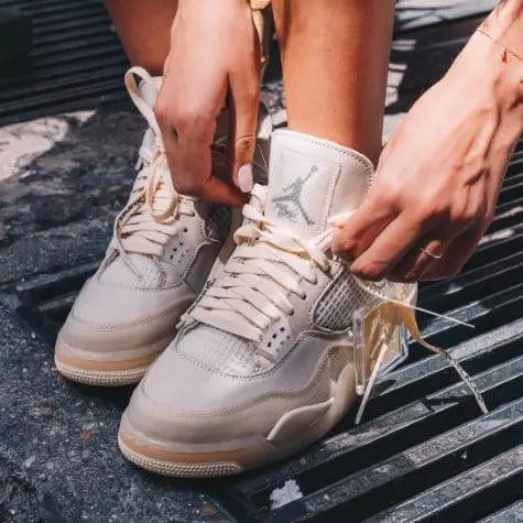 Air Jordan 4 Retro Off - White Sail