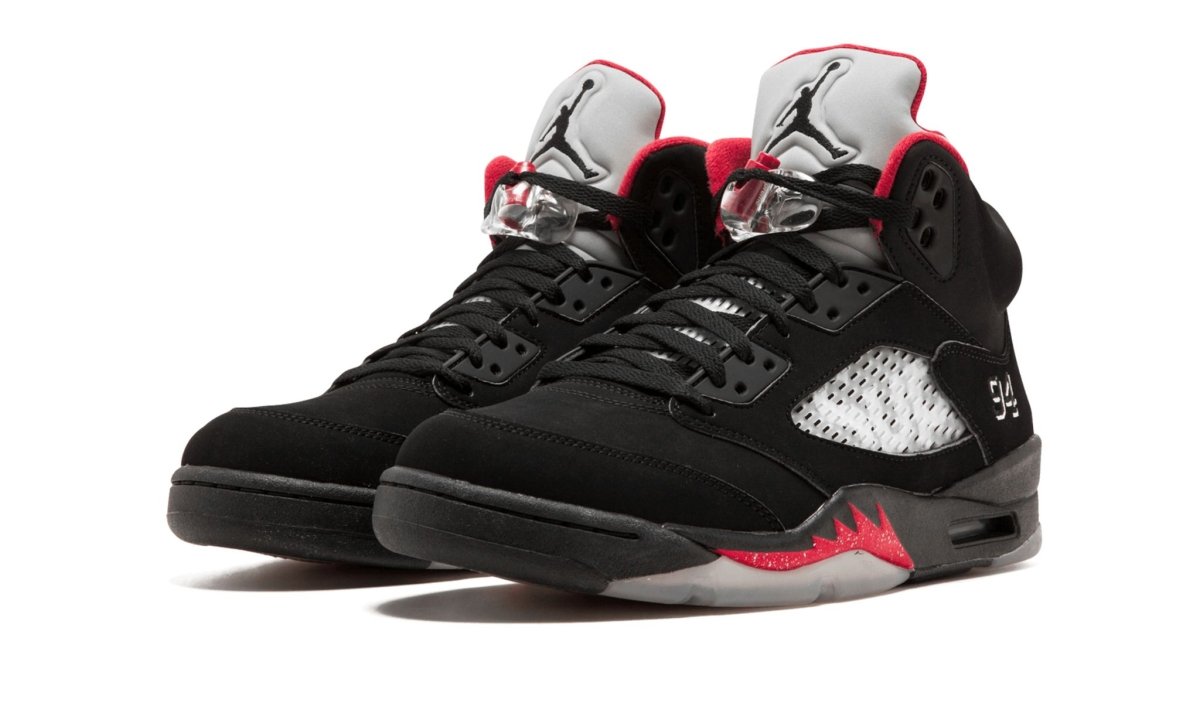 Air Jordan 5 Retro Supreme Black