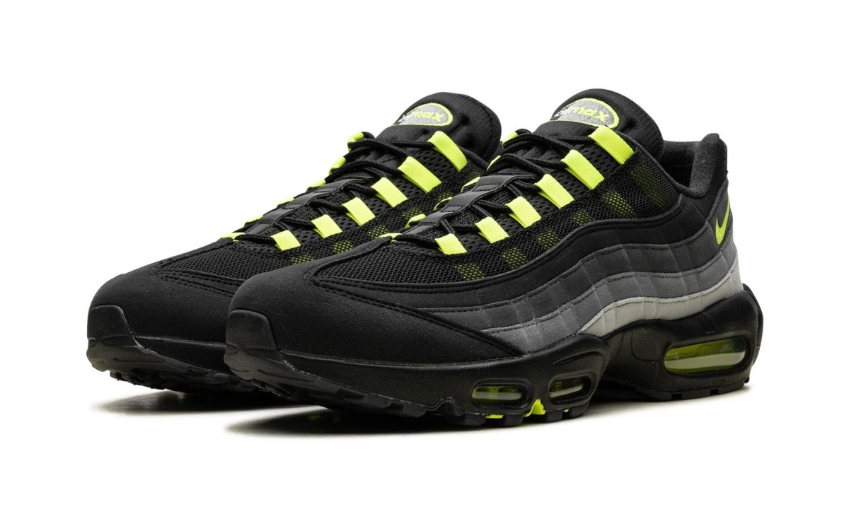 Air Max 95 Black Neon