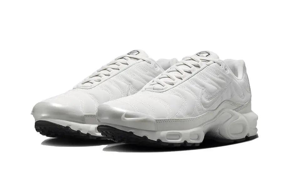 Air Max Plus Reflective Platinum