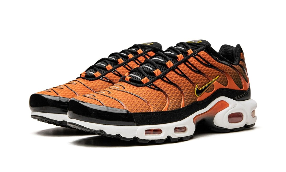 Air Max Plus Safety Orange Black