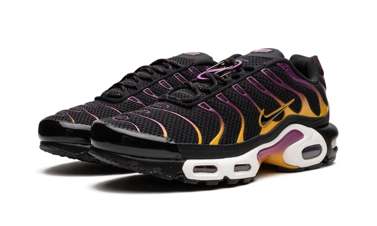 Air Max Plus University Gold Viotech Purple