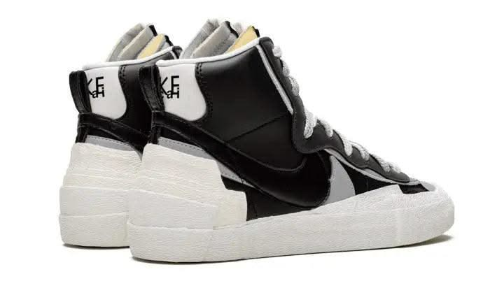 Blazer Mid Sacai Black Grey - MNR Sneakers