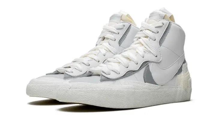 Blazer Mid Sacai White Grey