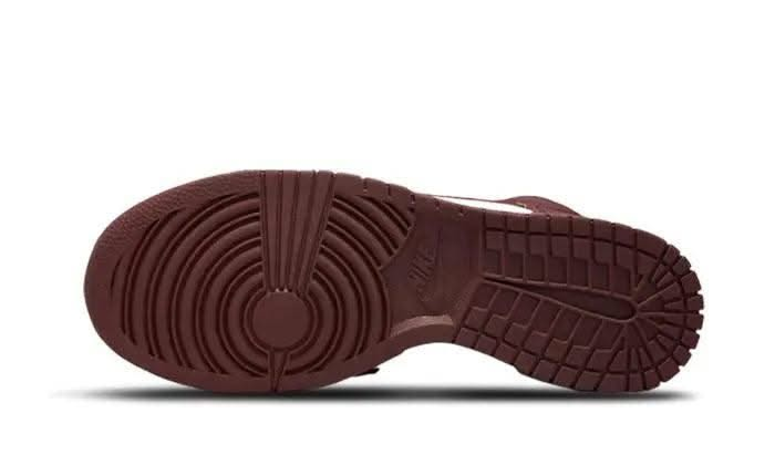 Dunk High Burgundy Crush - MNR Sneakers