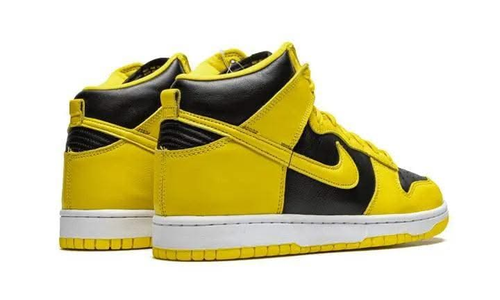 Dunk High Varsity Maize - MNR Sneakers