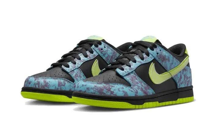 Dunk Low Acid Wash - MNR Sneakers