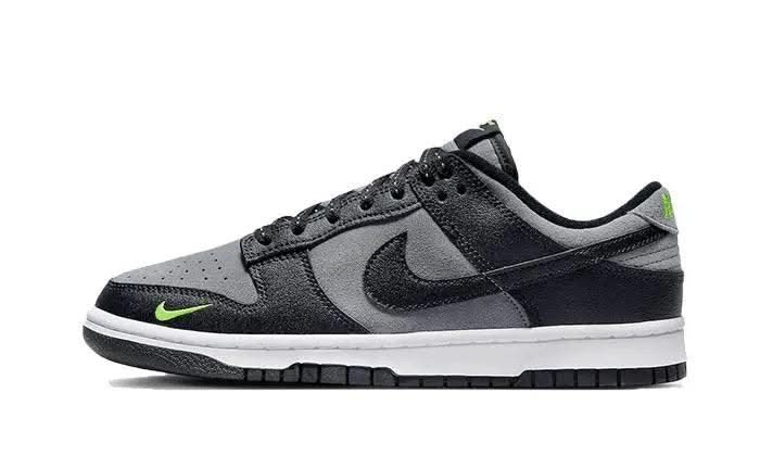 Dunk Low Black Grey Green Strike - MNR Sneakers