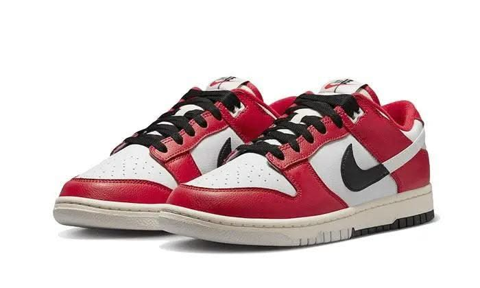 Dunk Low Chicago Split - MNR Sneakers