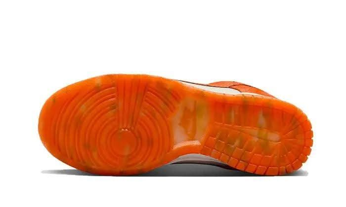 Dunk Low Cracked Orange - MNR Sneakers