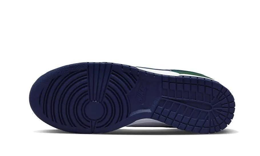 Dunk Low Fir Midnight Navy - MNR Sneakers