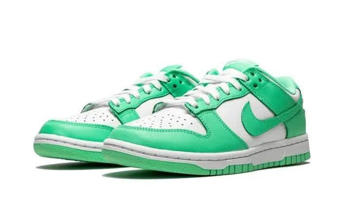 Dunk Low Green Glow - MNR Sneakers