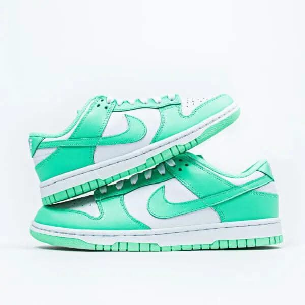 Dunk Low Green Glow - MNR Sneakers