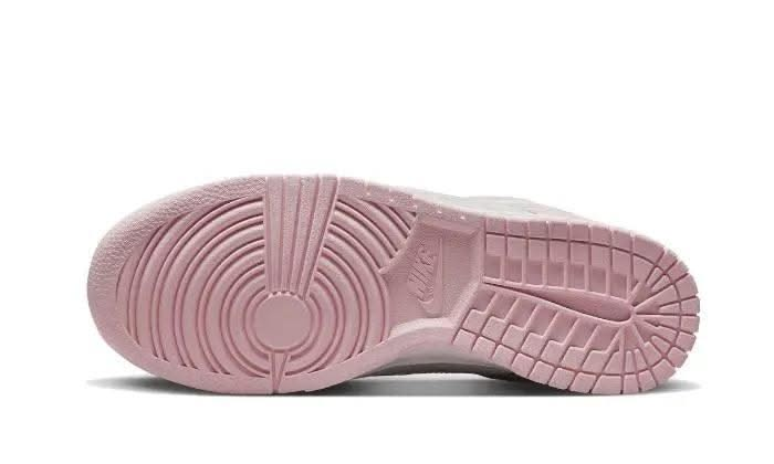 Dunk Low LX Pink Foam - MNR Sneakers