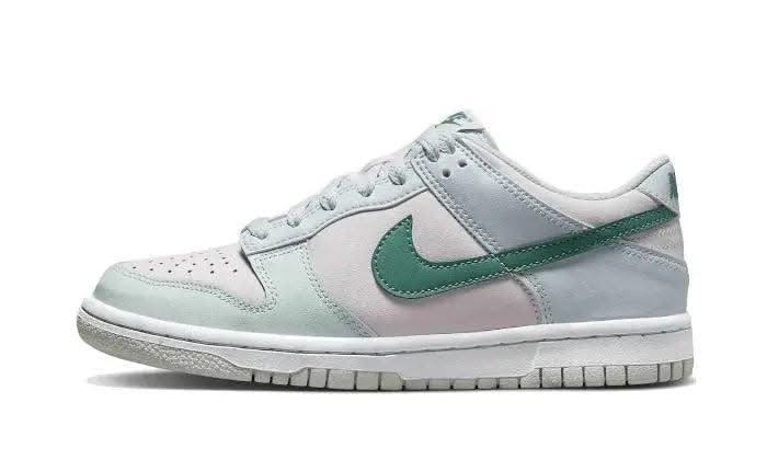 Dunk Low Mineral Teal - MNR Sneakers