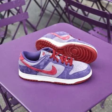 Dunk Low Plum - MNR Sneakers