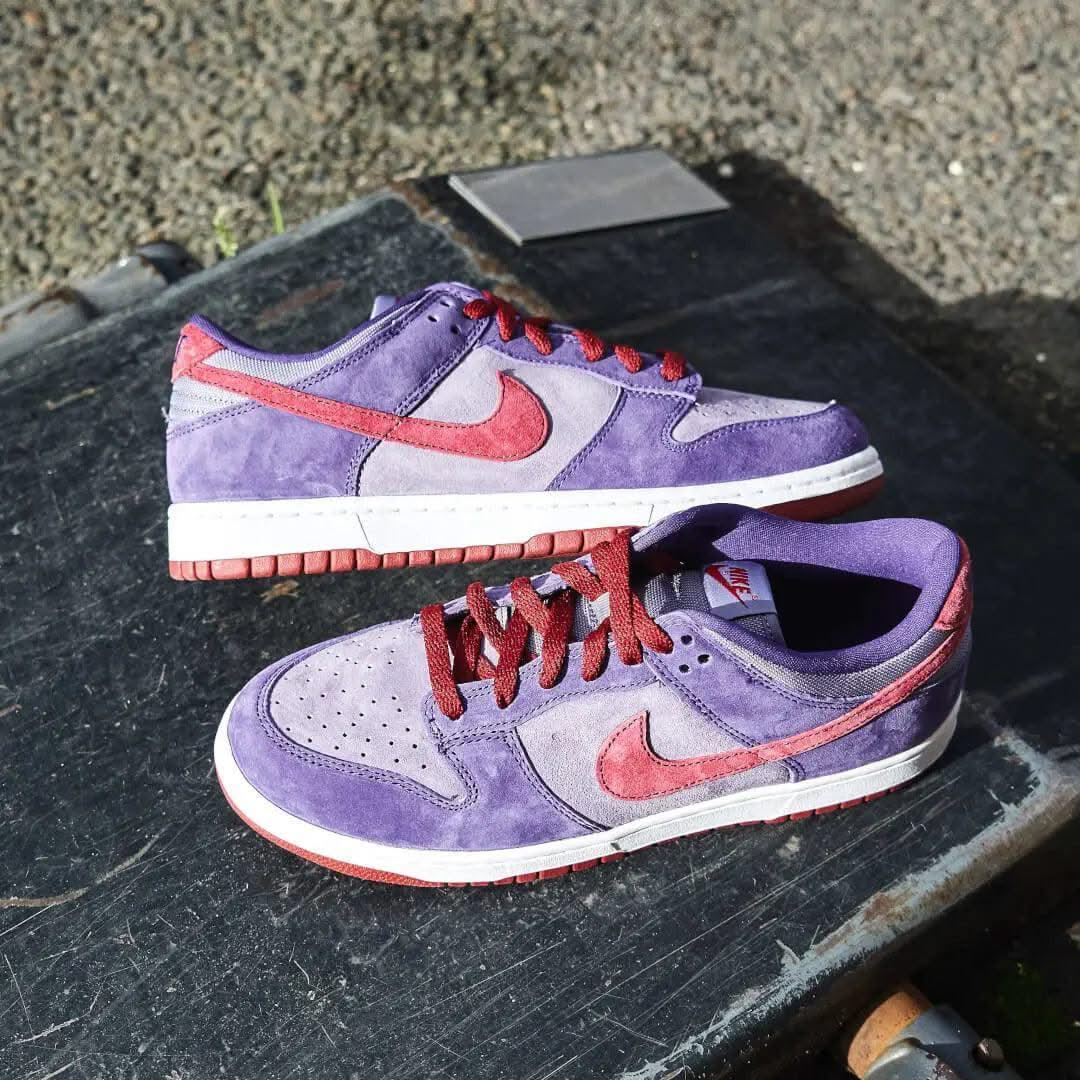 Dunk Low Plum - MNR Sneakers