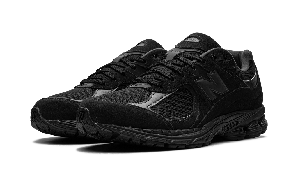 2002R Triple Black Suede - U2002RBL