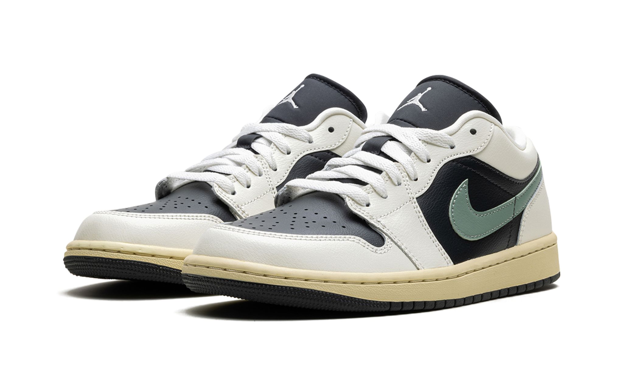 Air Jordan 1 Low Jade Smoke - DC0774-001